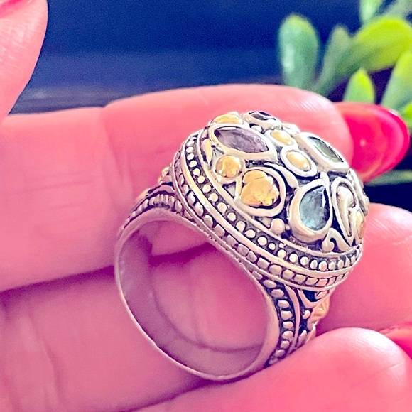 ❗️FINAL PRICE❗️18K Yellow Gold Details and 925 Sterling Silver Dome Ring - Picture 5 of 11